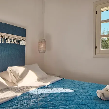 Thalia Periyali * Vasilikí