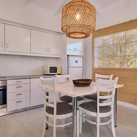 Thalia Periyali Villa